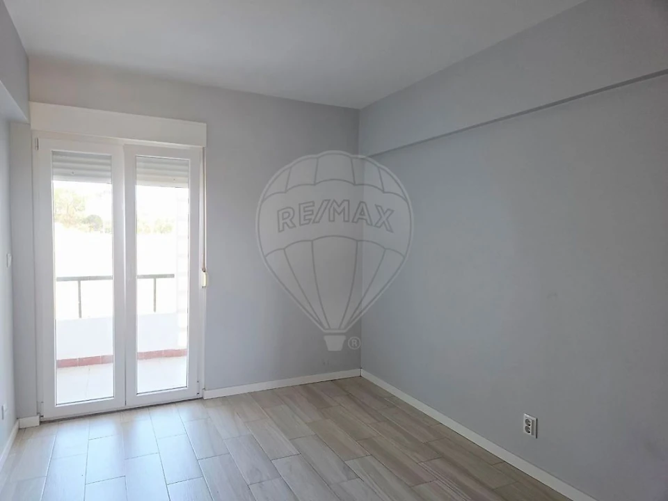 Apartamento T2 para Venda em Marvila, Ribeira Santarém, São Salvador, São Nicolau Foto 3