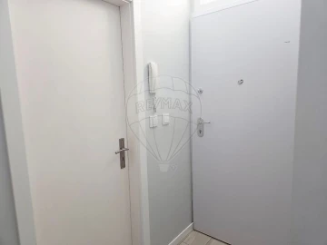 Apartamento T2 para Venda em Marvila, Ribeira Santarém, São Salvador, São Nicolau
