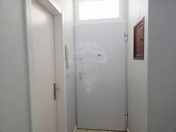 Apartamento T2 para Venda em Marvila, Ribeira Santarém, São Salvador, São Nicolau