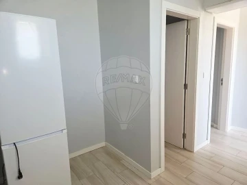 Apartamento T2 para Venda em Marvila, Ribeira Santarém, São Salvador, São Nicolau
