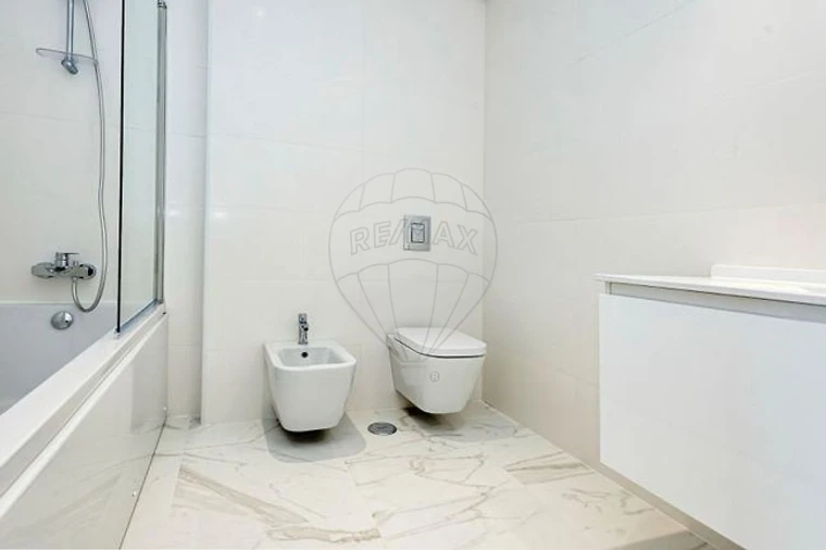 Apartamento T3 para Venda em Carnide Foto 12