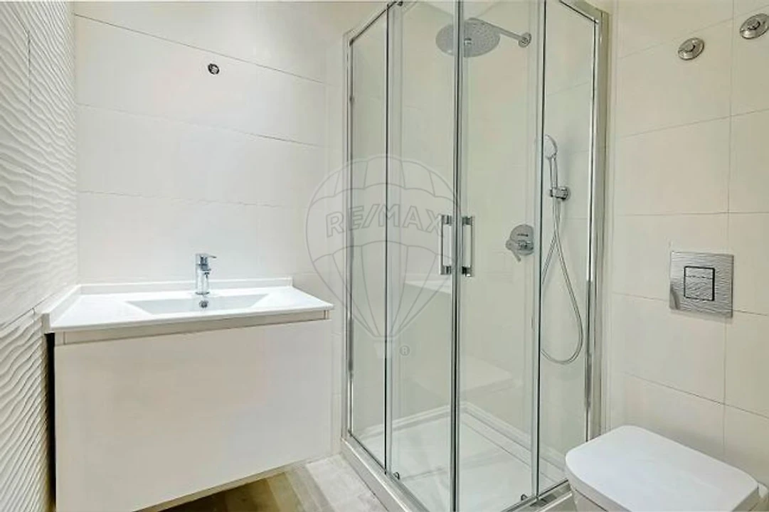 Apartamento T3 para Venda em Carnide Foto 8