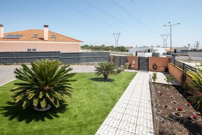 Moradia T4 para Venda em Cardosas