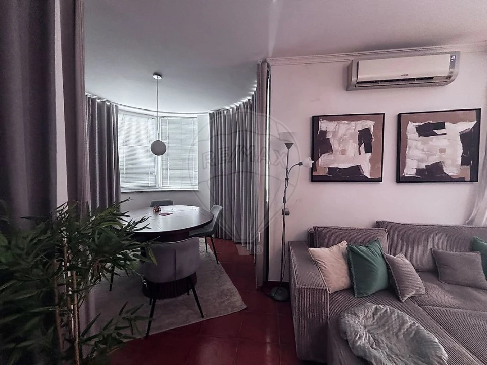 Apartamento T2 para Venda em O. Azeméis, Riba-Ul, Ul, Macinhata Seixa, Madail Foto 3