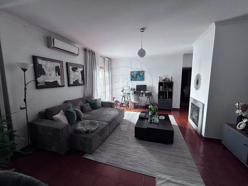 Apartamento T2 para Venda em O. Azeméis, Riba-Ul, Ul, Macinhata Seixa, Madail Foto 4