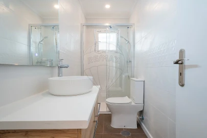 Apartamento T2 para Venda em Alto do Seixalinho, Santo André e Verderena
