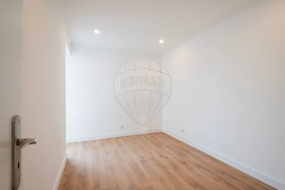 Apartamento T2 para Venda em Alto do Seixalinho, Santo André e Verderena