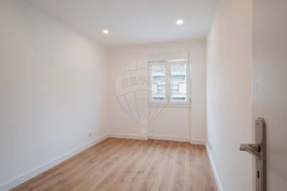 Apartamento T2 para Venda em Alto do Seixalinho, Santo André e Verderena