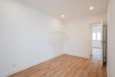 Apartamento T2 para Venda em Alto do Seixalinho, Santo André e Verderena