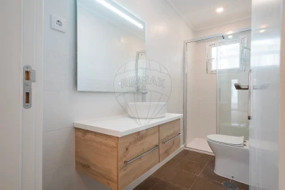 Apartamento T2 para Venda em Alto do Seixalinho, Santo André e Verderena