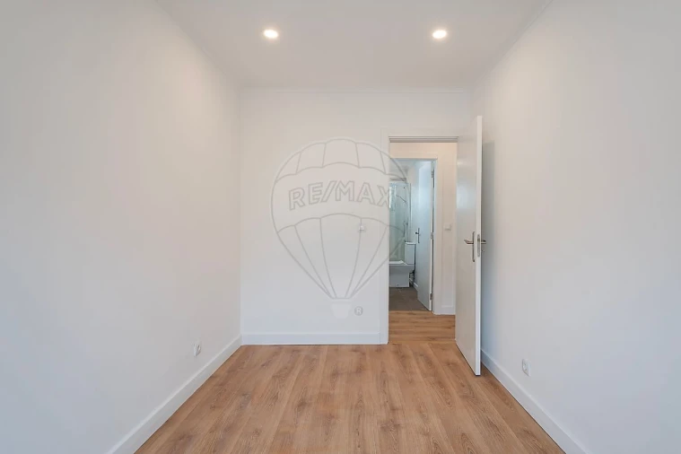 Apartamento T2 para Venda em Alto do Seixalinho, Santo André e Verderena Foto 9