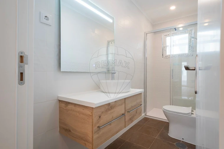 Apartamento T2 para Venda em Alto do Seixalinho, Santo André e Verderena Foto 11