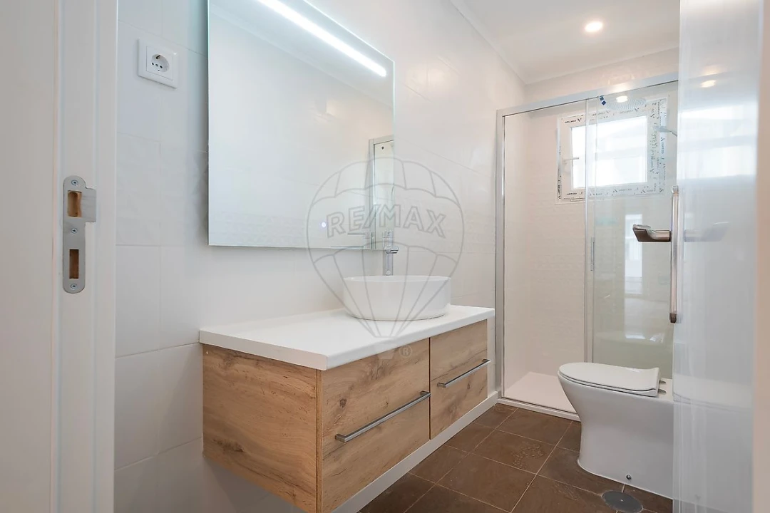 Apartamento T2 para Venda em Alto do Seixalinho, Santo André e Verderena Foto 11