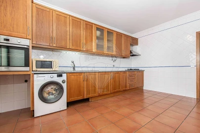 Apartamento T2 para Venda em Marvila, Ribeira Santarém, São Salvador, São Nicolau