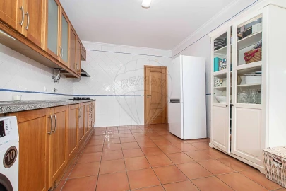 Apartamento T2 para Venda em Marvila, Ribeira Santarém, São Salvador, São Nicolau