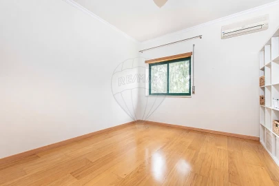 Apartamento T2 para Venda em Marvila, Ribeira Santarém, São Salvador, São Nicolau