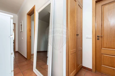 Apartamento T2 para Venda em Marvila, Ribeira Santarém, São Salvador, São Nicolau