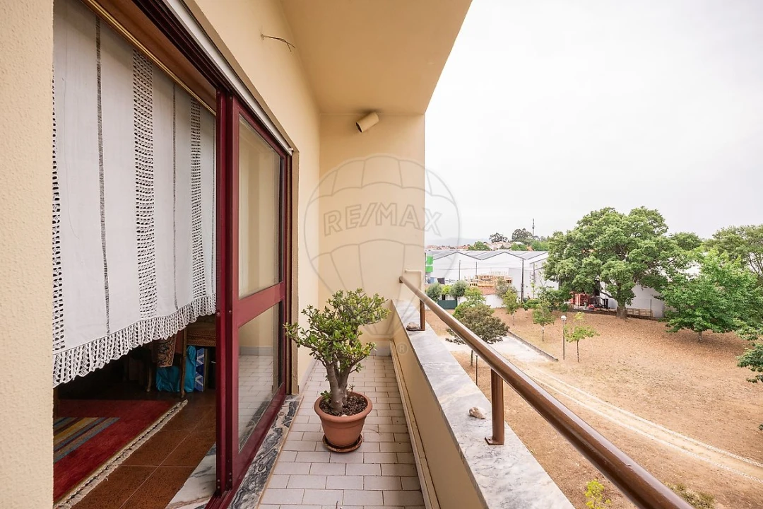 Apartamento T3 para Venda em Abraveses Foto 28