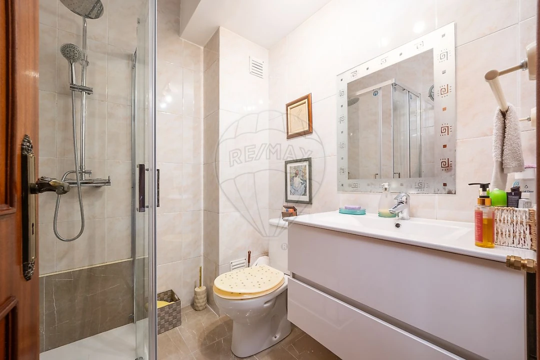 Apartamento T3 para Venda em Abraveses Foto 10