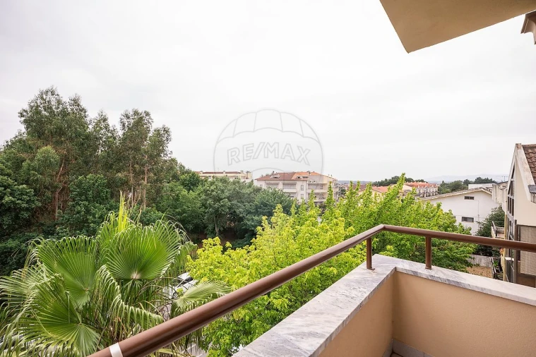 Apartamento T3 para Venda em Abraveses Foto 18
