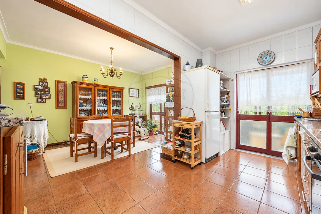 Apartamento T3 para Venda em Abraveses Foto 6