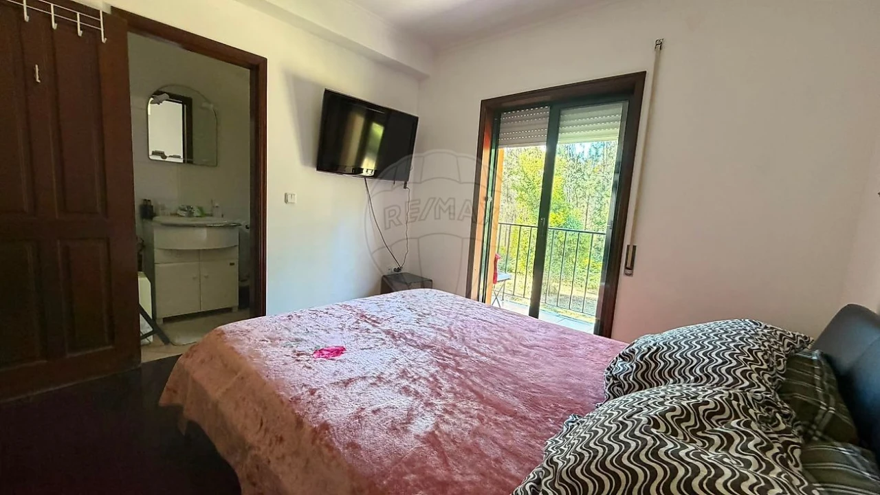 Apartamento T2 para Venda em Esgueira Foto 9