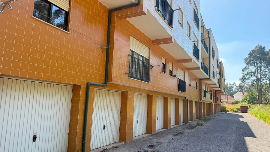 Apartamento T2 para Venda em Esgueira Foto 3