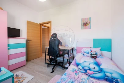 Moradia T3 para Venda em Azambuja