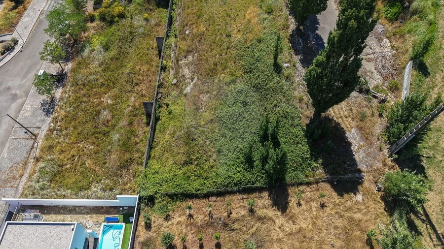 Terreno para Venda em Carvoeira e Carmões Foto 7