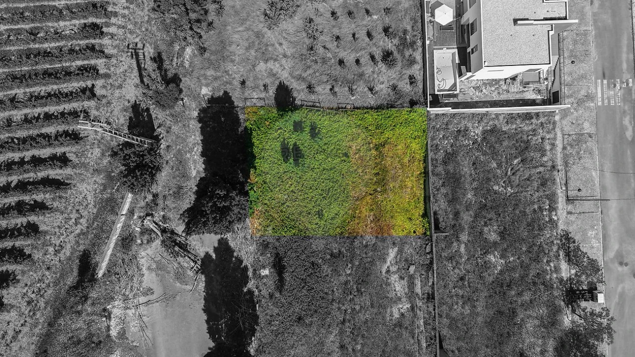 Terreno para Venda em Carvoeira e Carmões Foto 12
