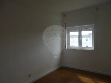 Apartamento T3 para Arrendamento em Almeirim