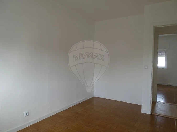 Apartamento T3 para Arrendamento em Almeirim Foto 10