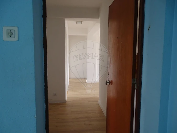 Apartamento T3 para Arrendamento em Almeirim Foto 8