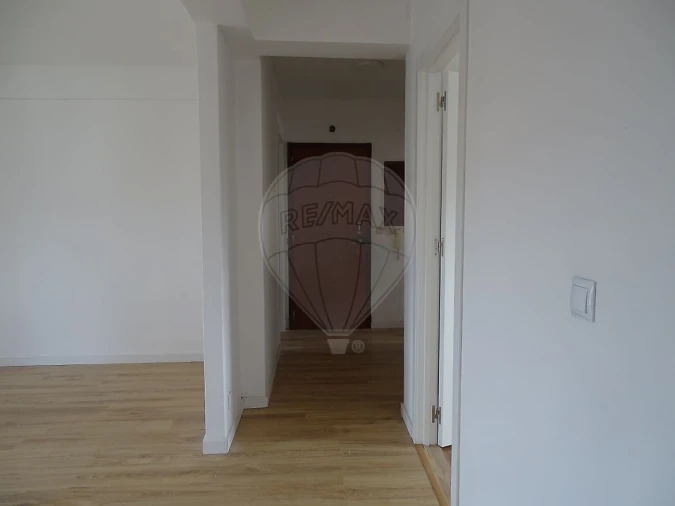 Apartamento T3 para Arrendamento em Almeirim Foto 7