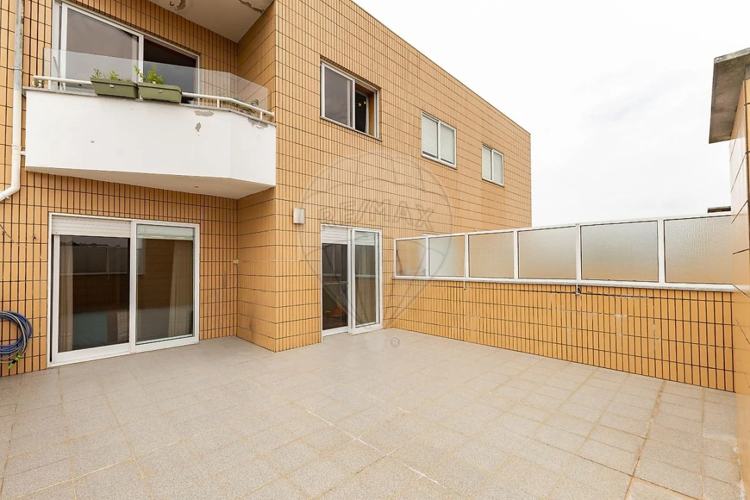 Apartamento T2 para Venda em São Felix da Marinha Foto 24