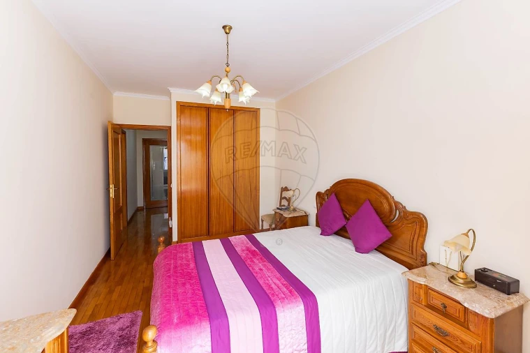 Apartamento T2 para Venda em São Felix da Marinha Foto 17