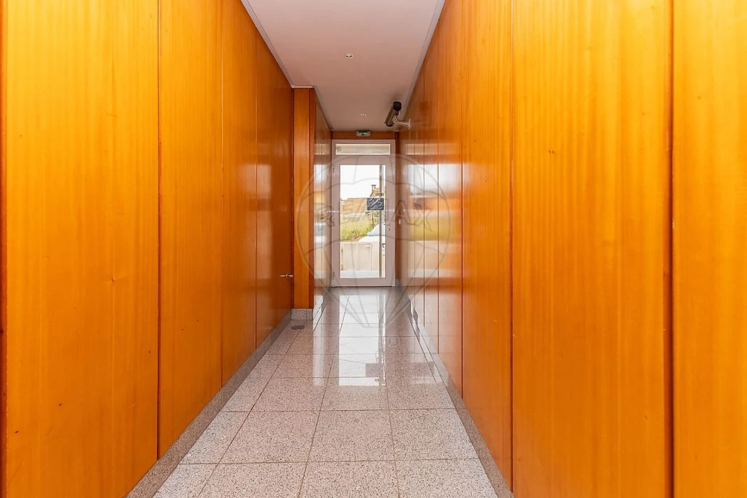 Apartamento T2 para Venda em São Felix da Marinha Foto 2