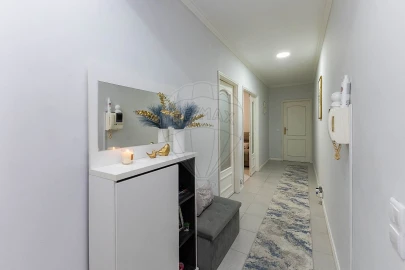 Apartamento T2 para Venda em Canelas