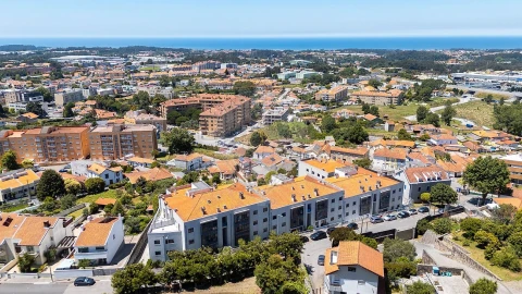Apartamento T2 para Venda em Canelas