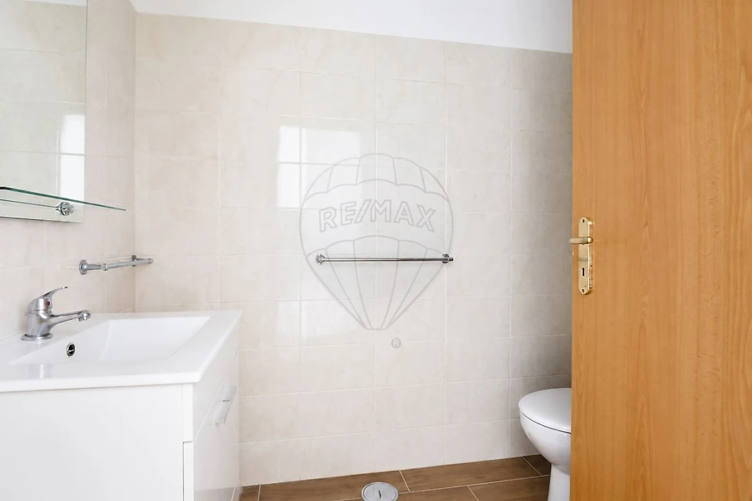 Apartamento T3 para Venda em Alhadas Foto 4
