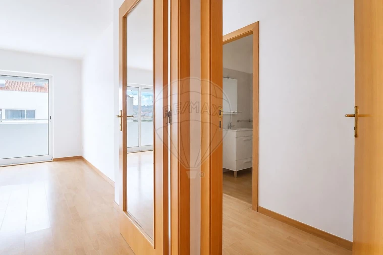 Apartamento T3 para Venda em Alhadas Foto 5