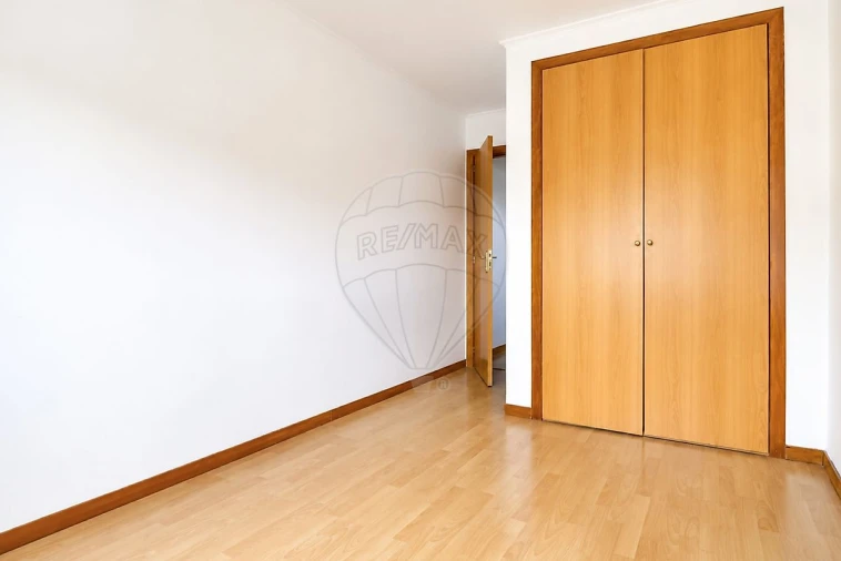 Apartamento T3 para Venda em Alhadas Foto 13