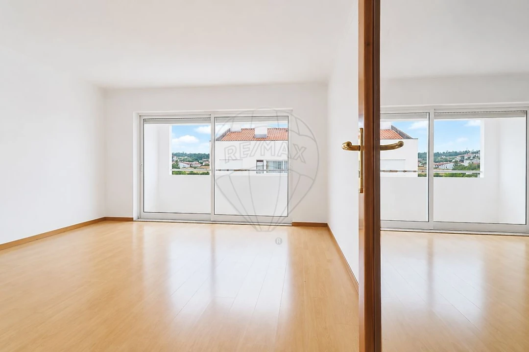 Apartamento T3 para Venda em Alhadas Foto 6