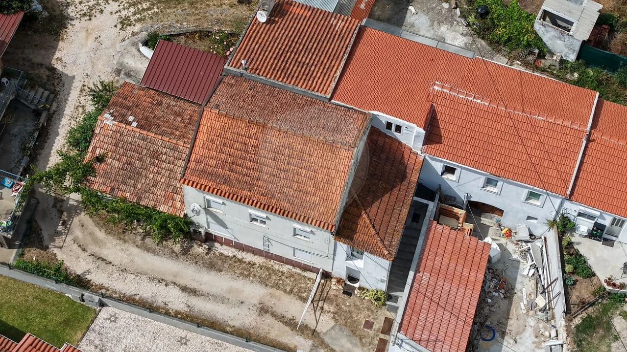 Moradia T3 para Venda em Tavarede Foto 6