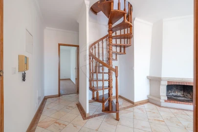 Apartamento T2 para Venda em Santo Antonio dos Olivais