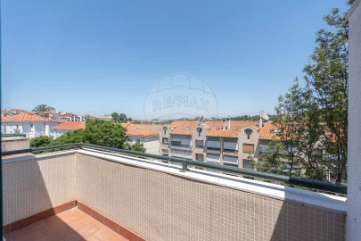 Apartamento T2 para Venda em Santo Antonio dos Olivais