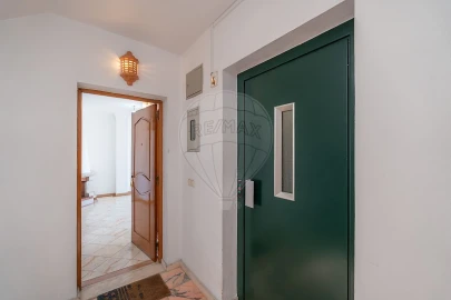 Apartamento T2 para Venda em Santo Antonio dos Olivais