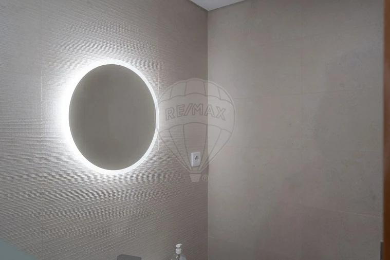 Apartamento T2 para Venda em Santo Antonio dos Olivais Foto 15