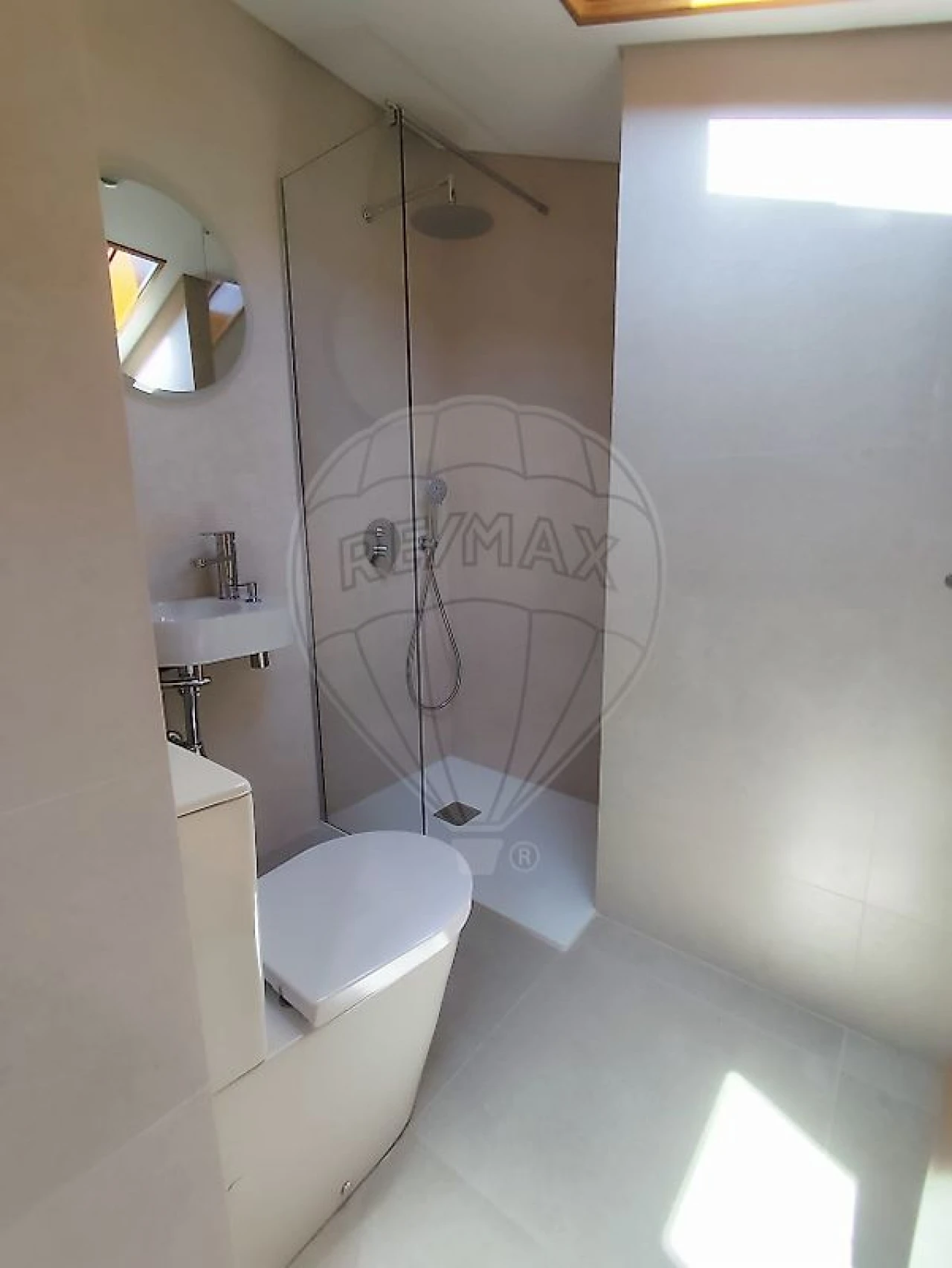 Apartamento T2 para Venda em Santo Antonio dos Olivais Foto 3