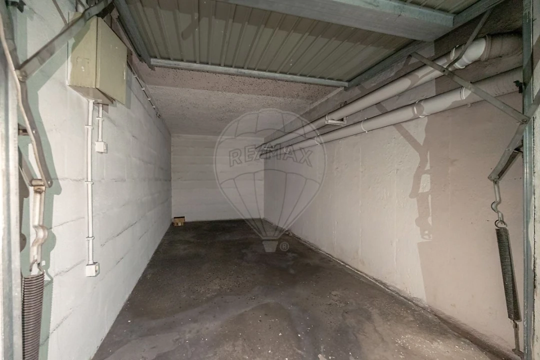 Apartamento T2 para Venda em Santo Antonio dos Olivais Foto 35